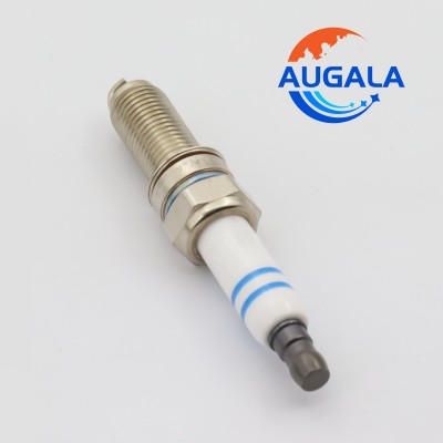 火花塞 spark plug A0041591803 适用奔驰C.E.S级 YR7MPP33